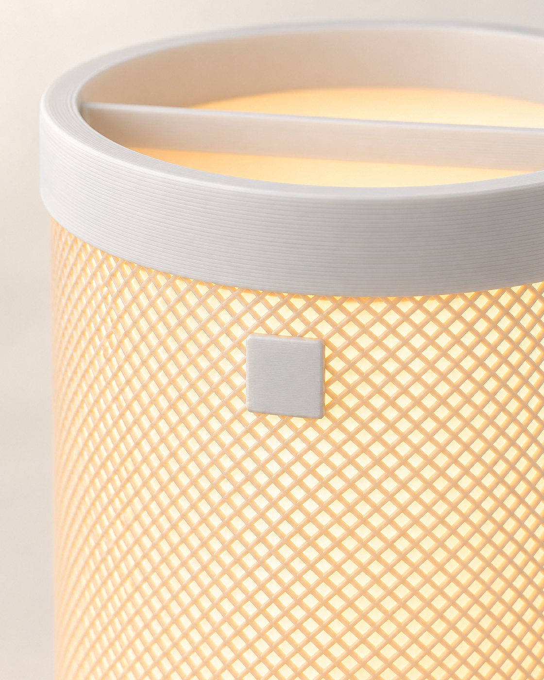 Close-up of the Memo Tower Lamp showing fine printed layer lines