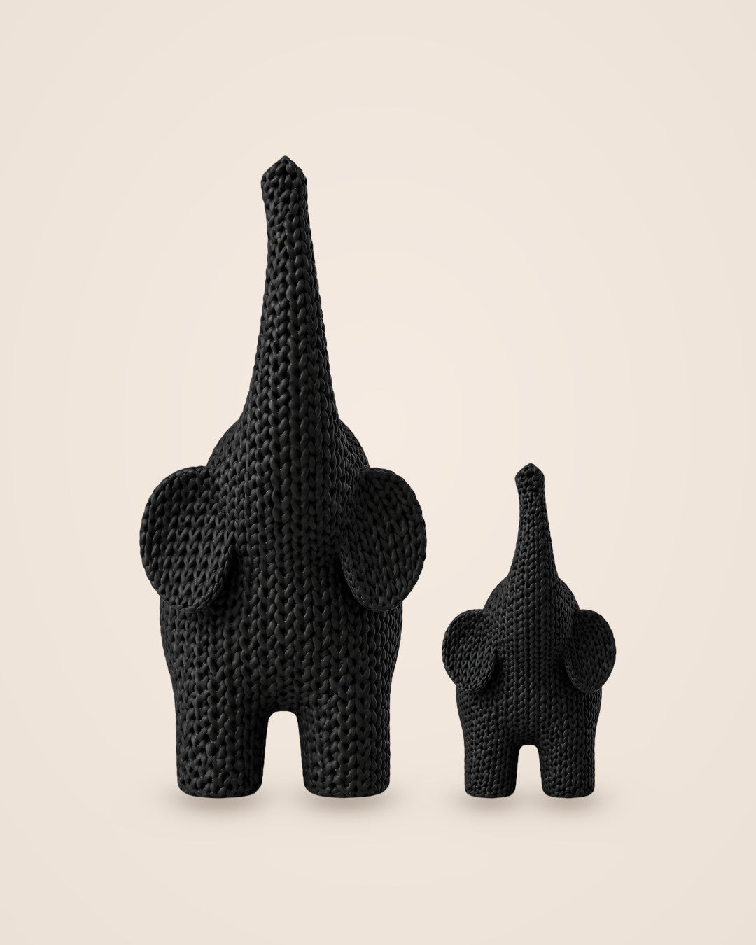 Knitted Elephant Pair: Two matte black elephants, 20 cm and 10 cm, with a knitted-style relief