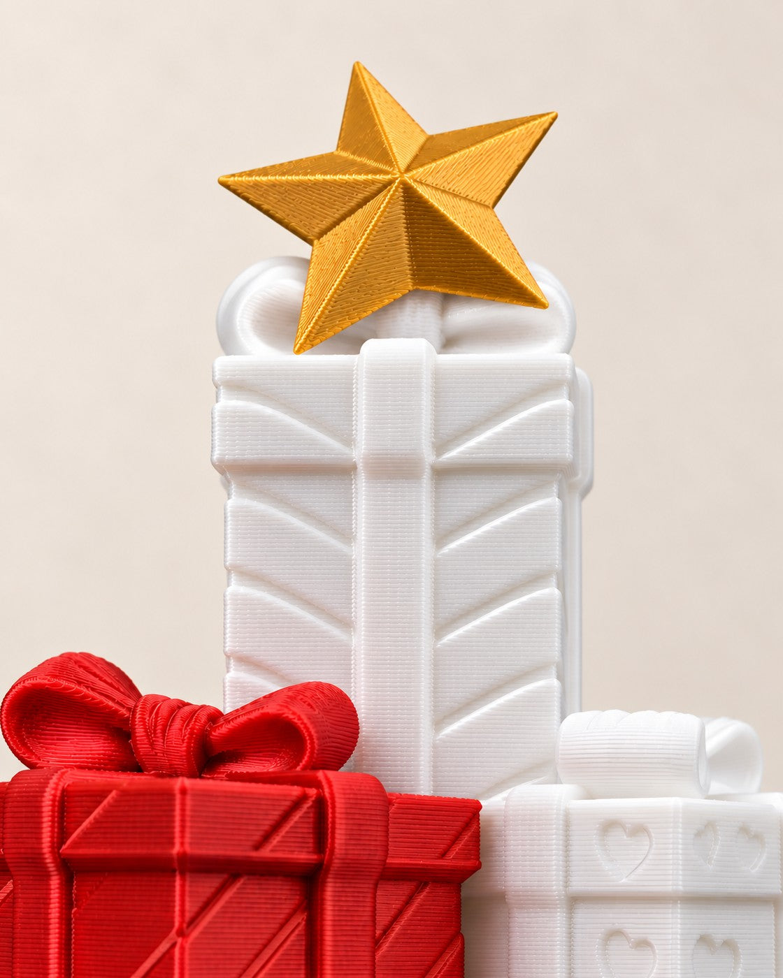 Close-up of the Stacked Gifts Lamp showing fine printed layer lines